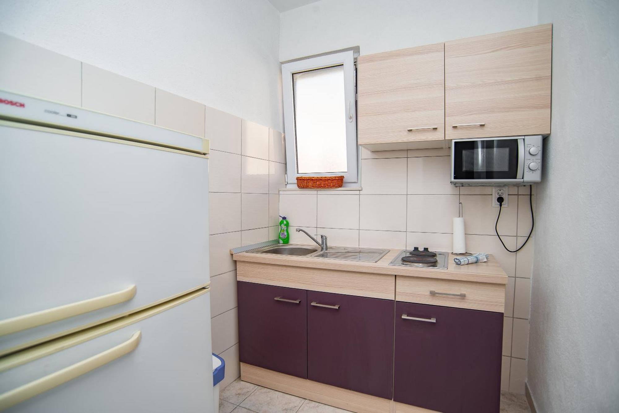 Apartments By The Sea Sumpetar, Omis - 2808 الغرفة الصورة